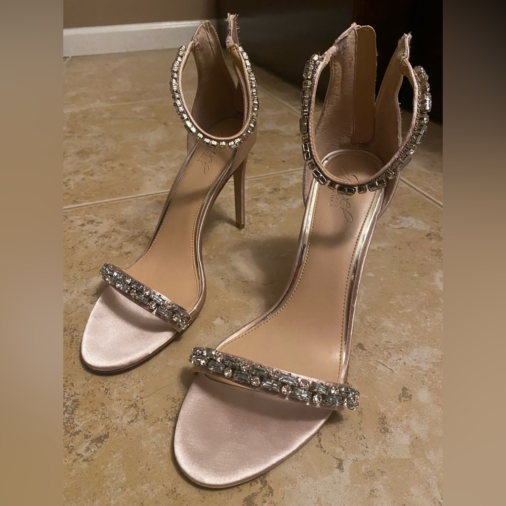 Badgley Mischka Jewel 3 inch Champagne Heel